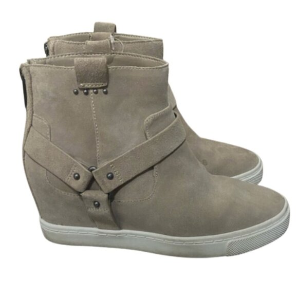 Giani Bini EUC suede back zip wedge buckle platform sneakers size 9.5 - Picture 1 of 7